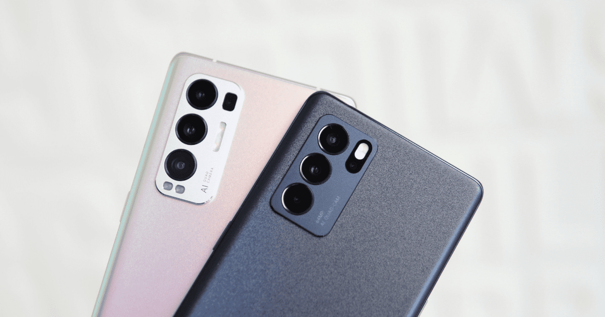 2台のスマートフォンでウエル活の設定を進めるイメージ